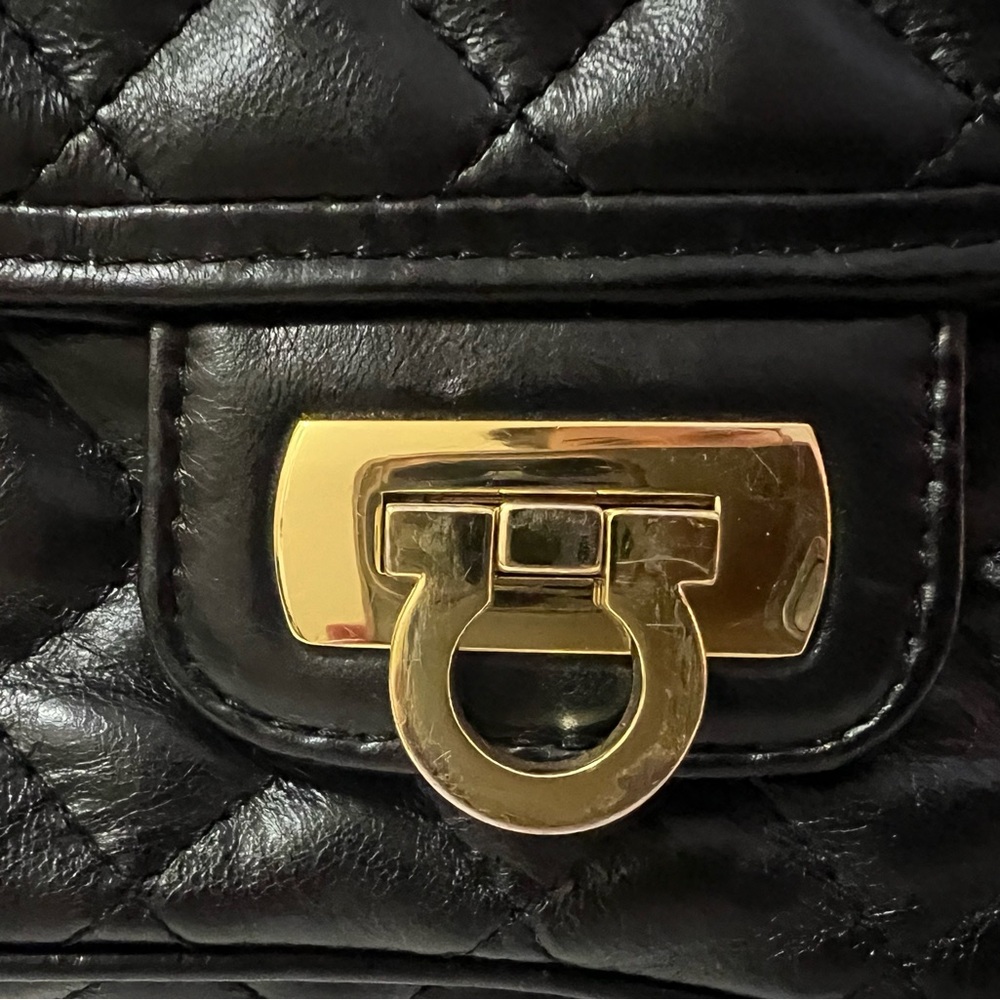 Torini Black Small Tote Purse 100% Cuero Argentino $1125 - Picture 4 of 11